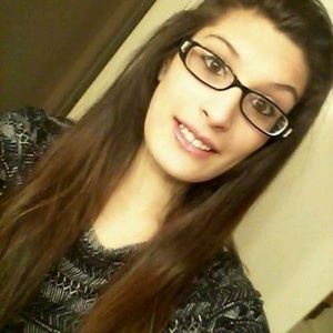 Meet your Posher, Renee